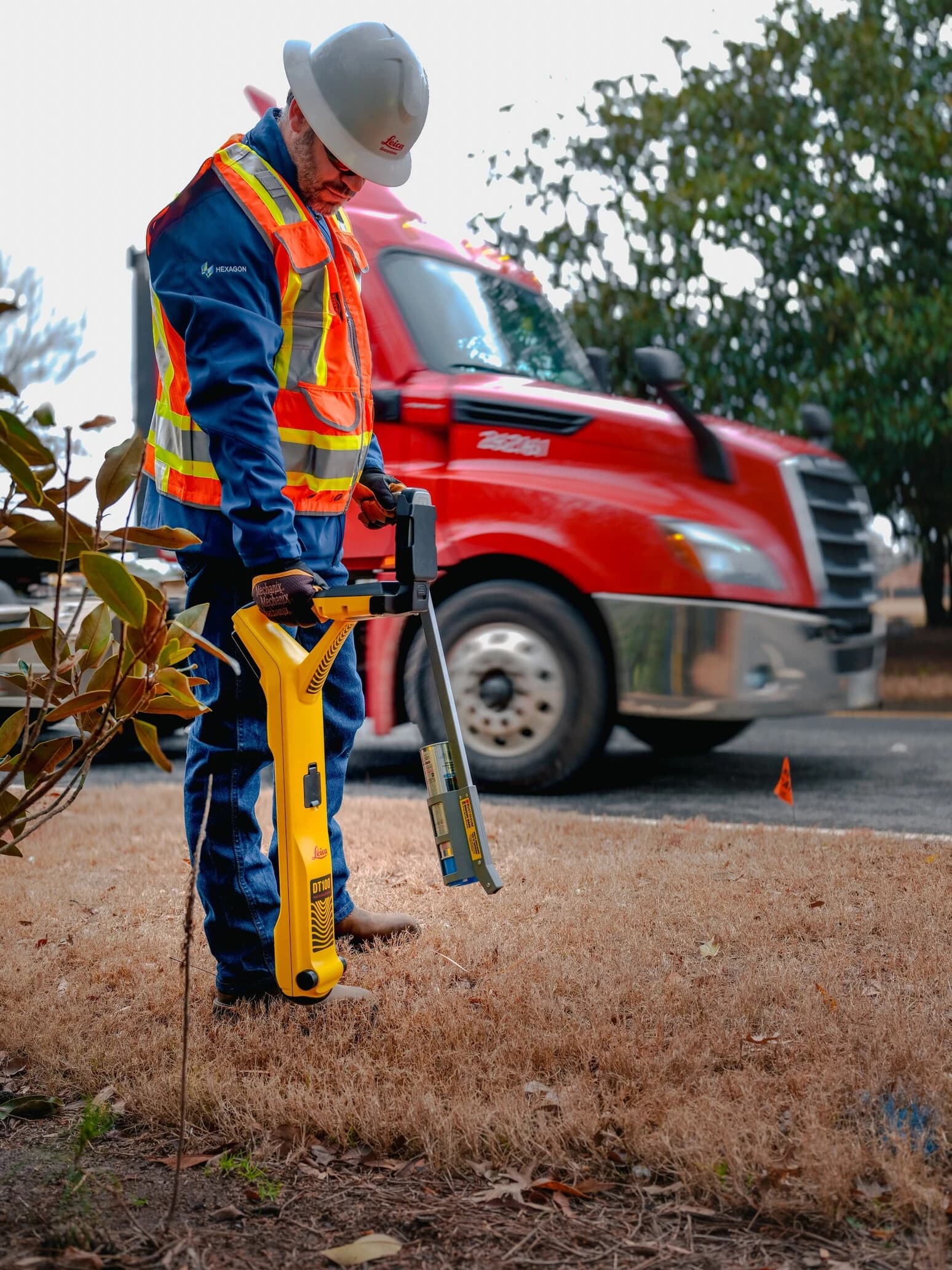 Integración Leica DT100 con antena GNSS FLX100 Plus
