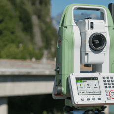 Topografía: ¿Qué es una estación total?