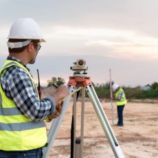 Mira topográfica: ¿Cómo se usa?