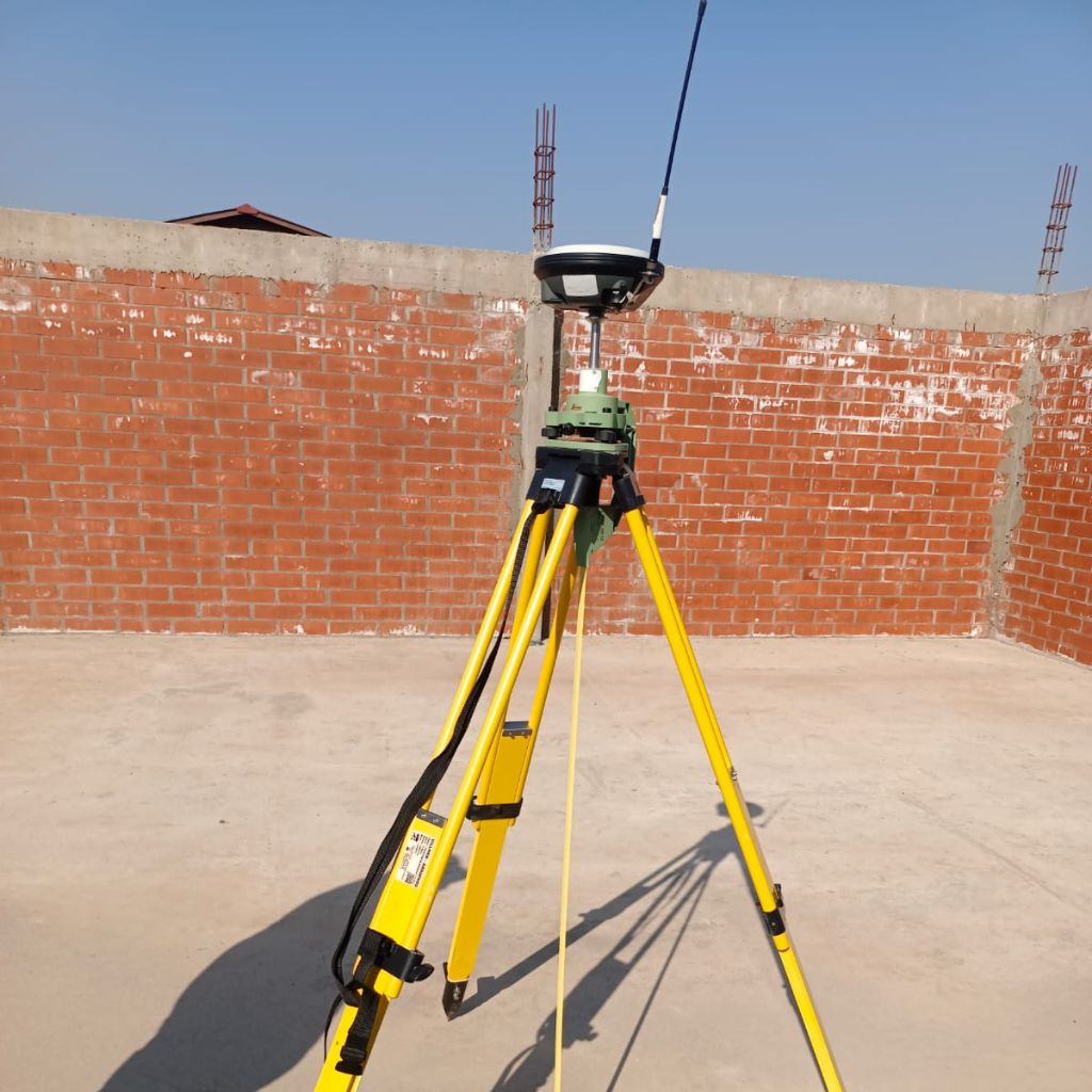 Levantamiento Topográfico mediante GNSS: Precisión y Verificación de Proyectos